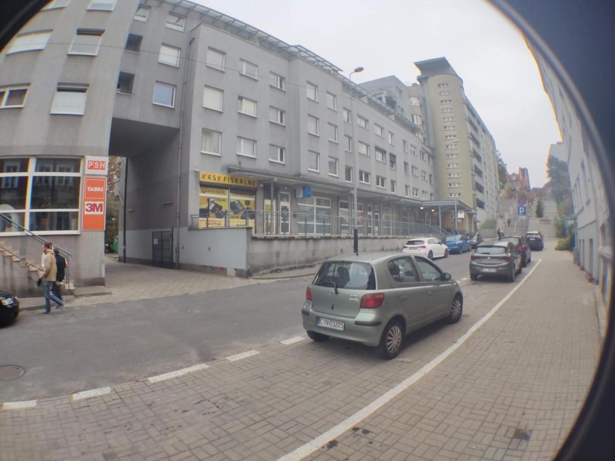3030 Jana Spychalskiego 32 - Tanie Pokoje W Apartamencie - Samodzielne Zameldowanie - Self Check In Poznan Exterior foto